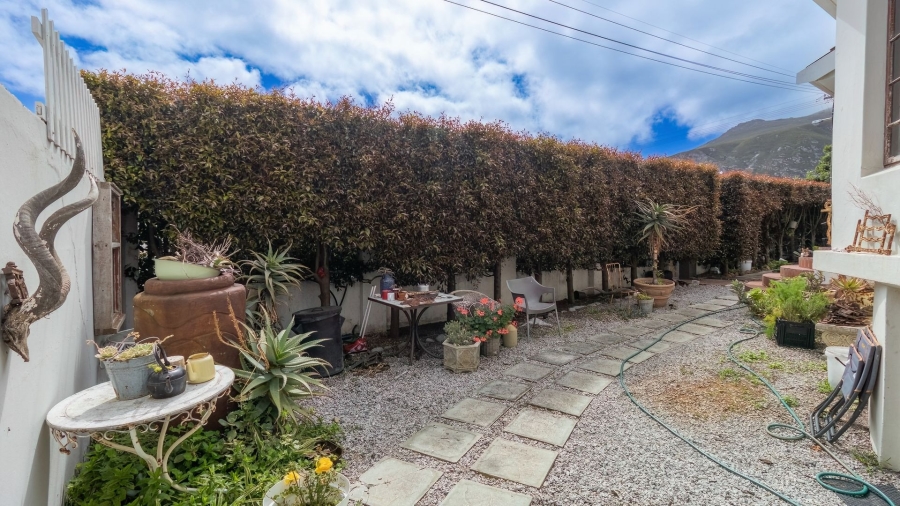 3 Bedroom Property for Sale in Voelklip Western Cape